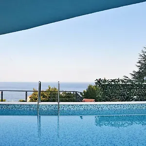  Appartement In Ziza, Rooftop Swimming Pool Croatie